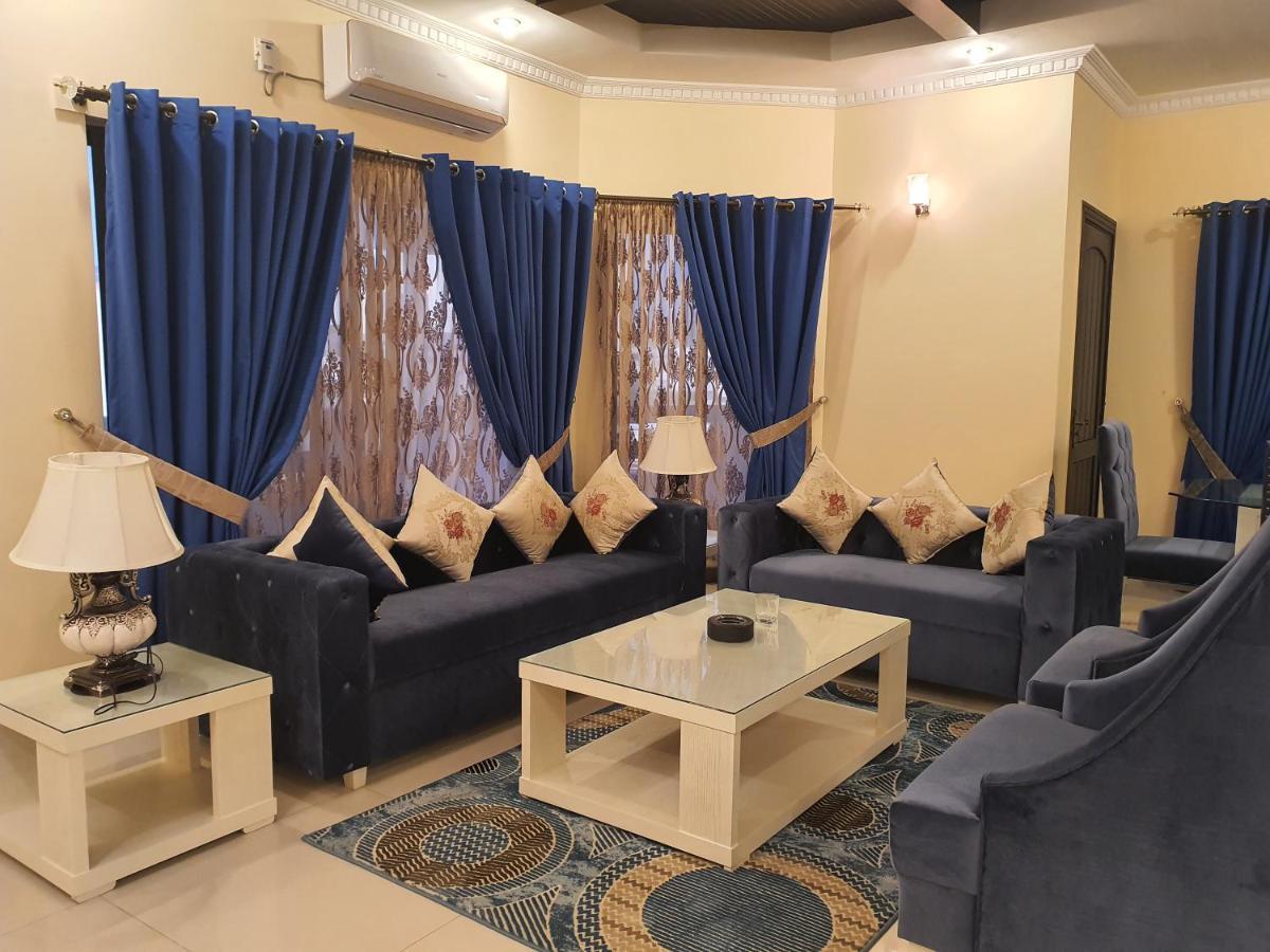 Royal Villa F-10/2 Islamabad Eksteriør billede